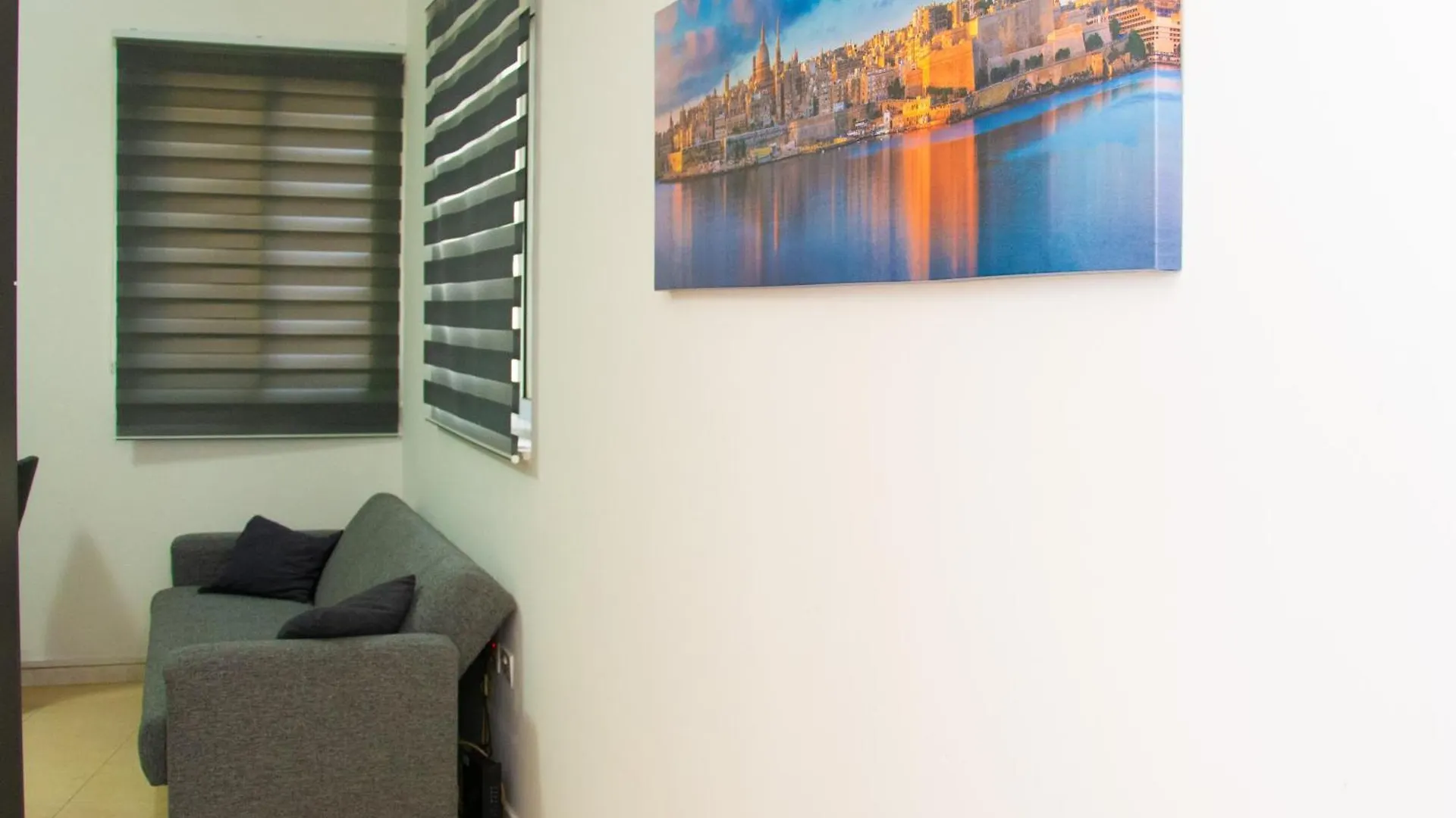 Blossoms Apartment San Ġwann Malta